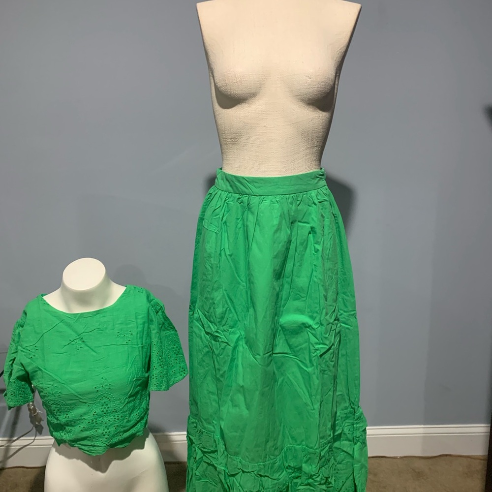 Elegant Green Women's Skirt two piece set